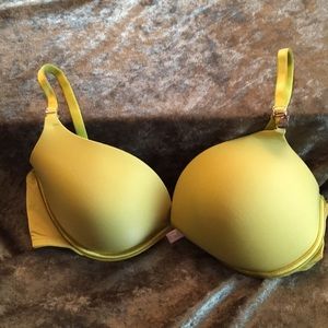 Victoria’s Secret Push Up Bra Sz 36D